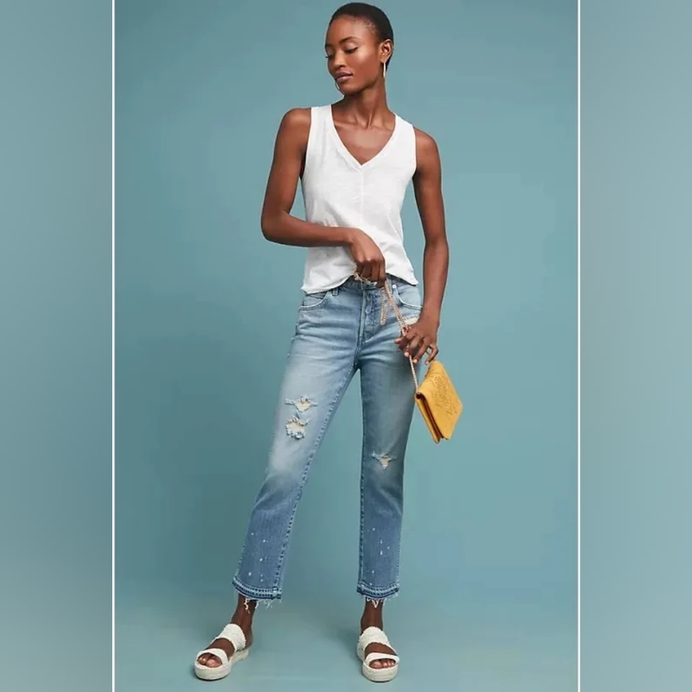AMO Women's Blue Distressed Jeans